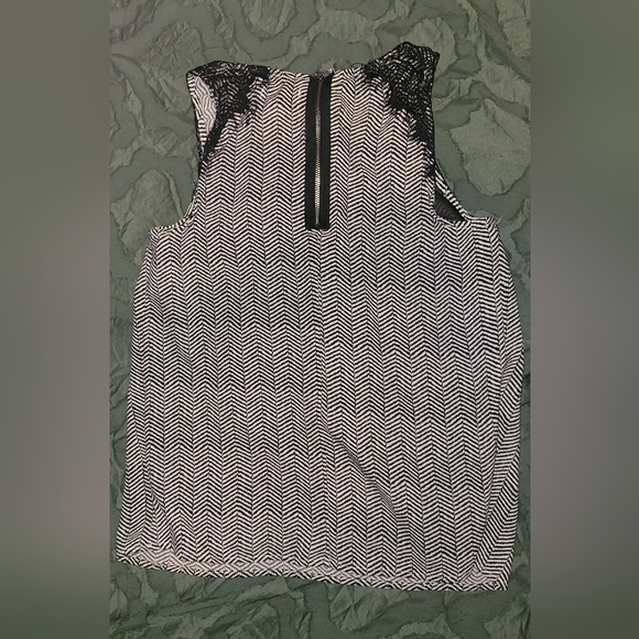 Tank top - Picture 2 of 2